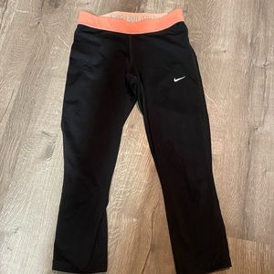 Nike Dri Fit Crop Leggings